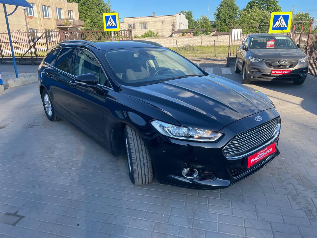 Фото автомобиля 2
