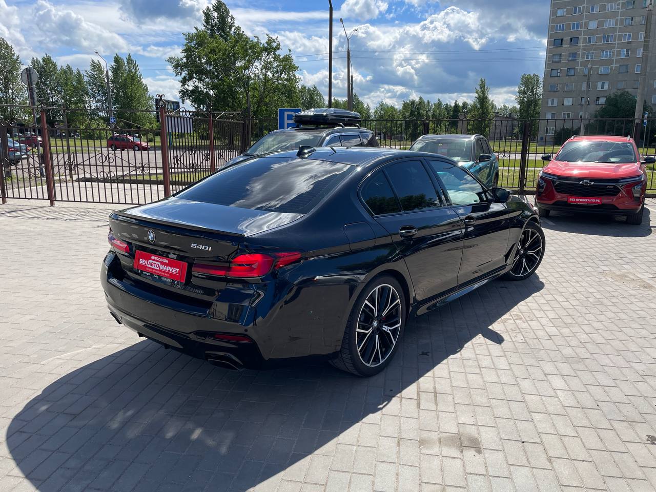 Фото автомобиля 12