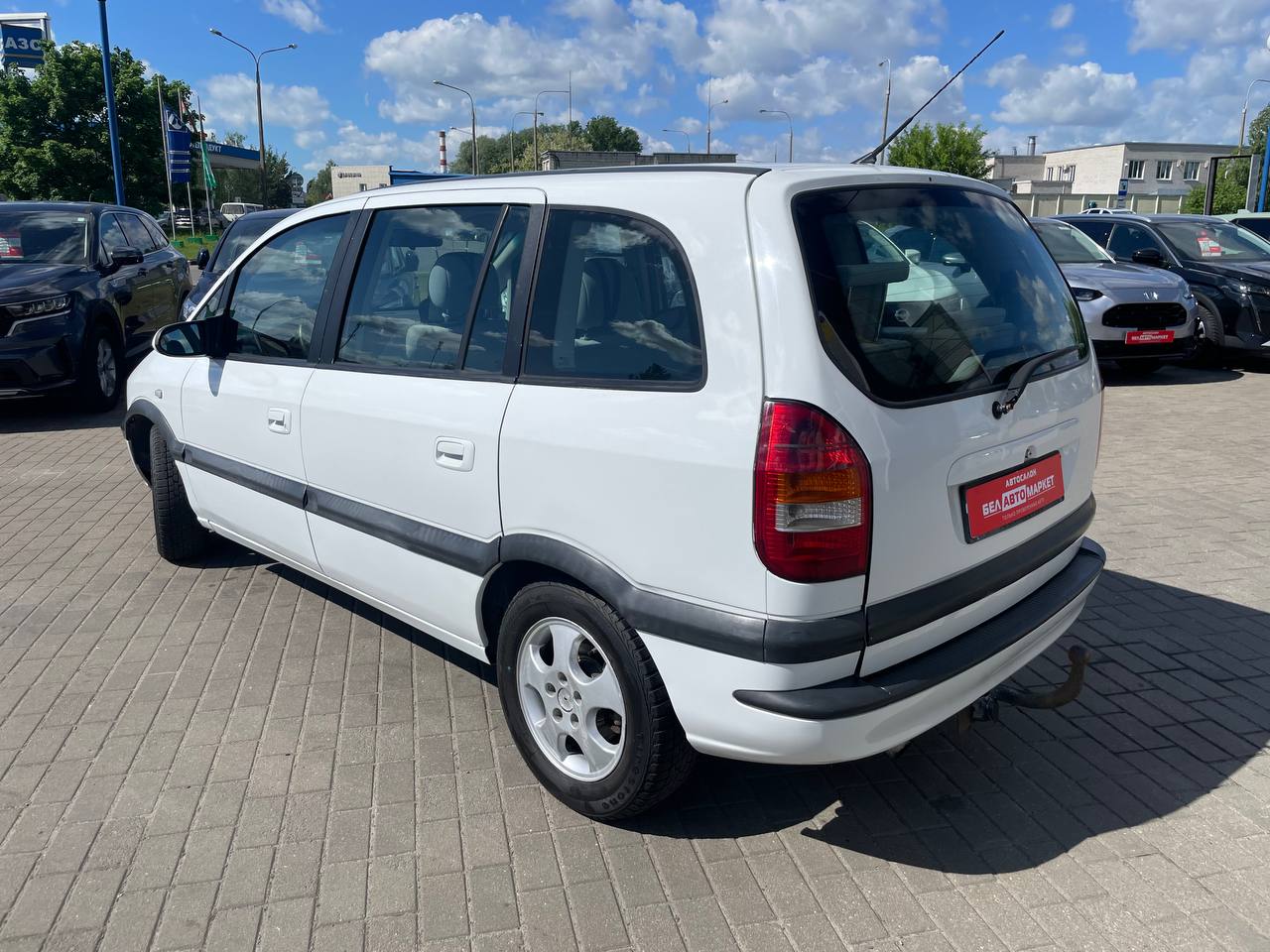 Фото автомобиля 7