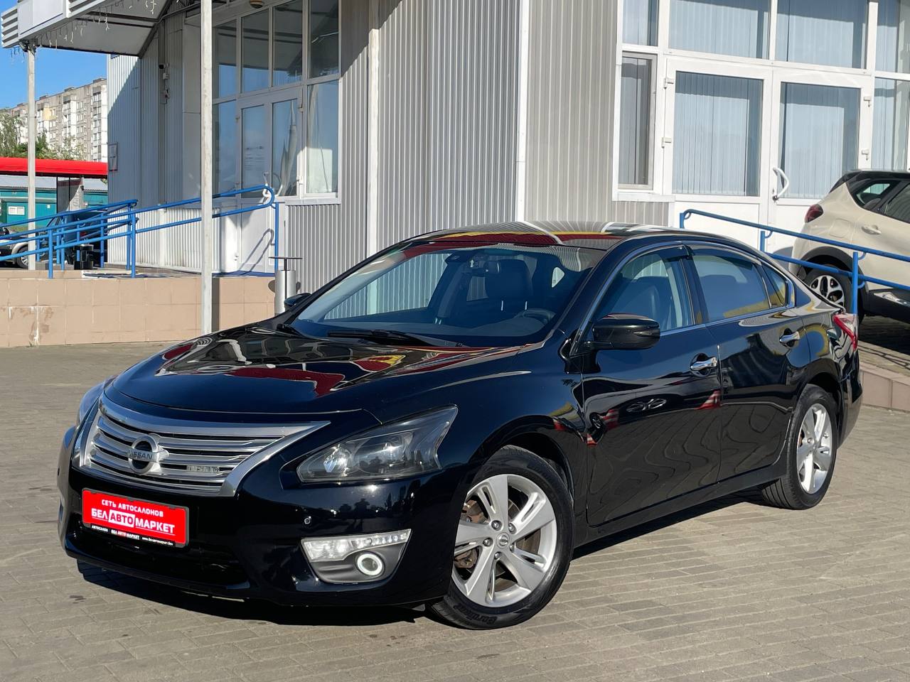 авто с пробегом nissan teana 2014