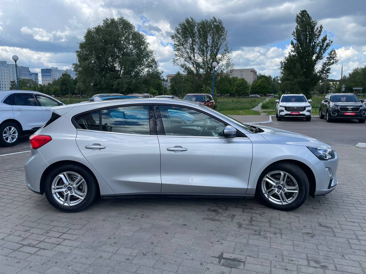 Фото автомобиля 3