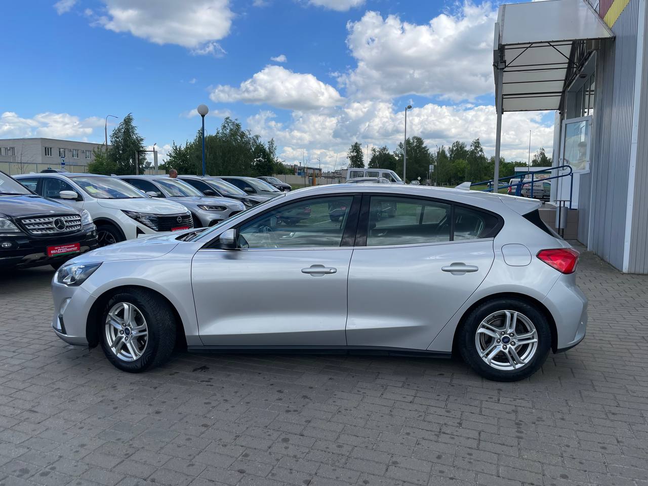 Фото автомобиля 7