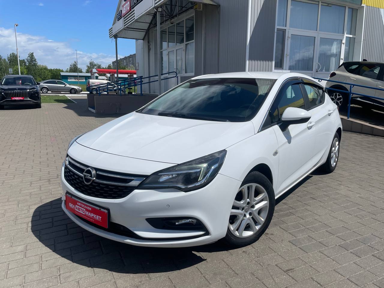 авто с пробегом opel astra 2016