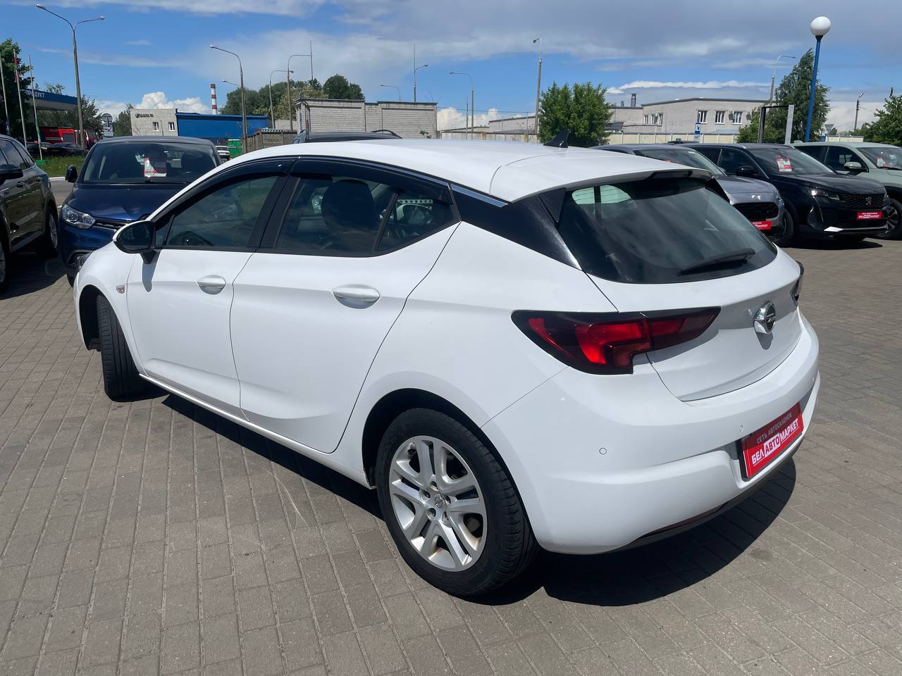 Фото автомобиля 7