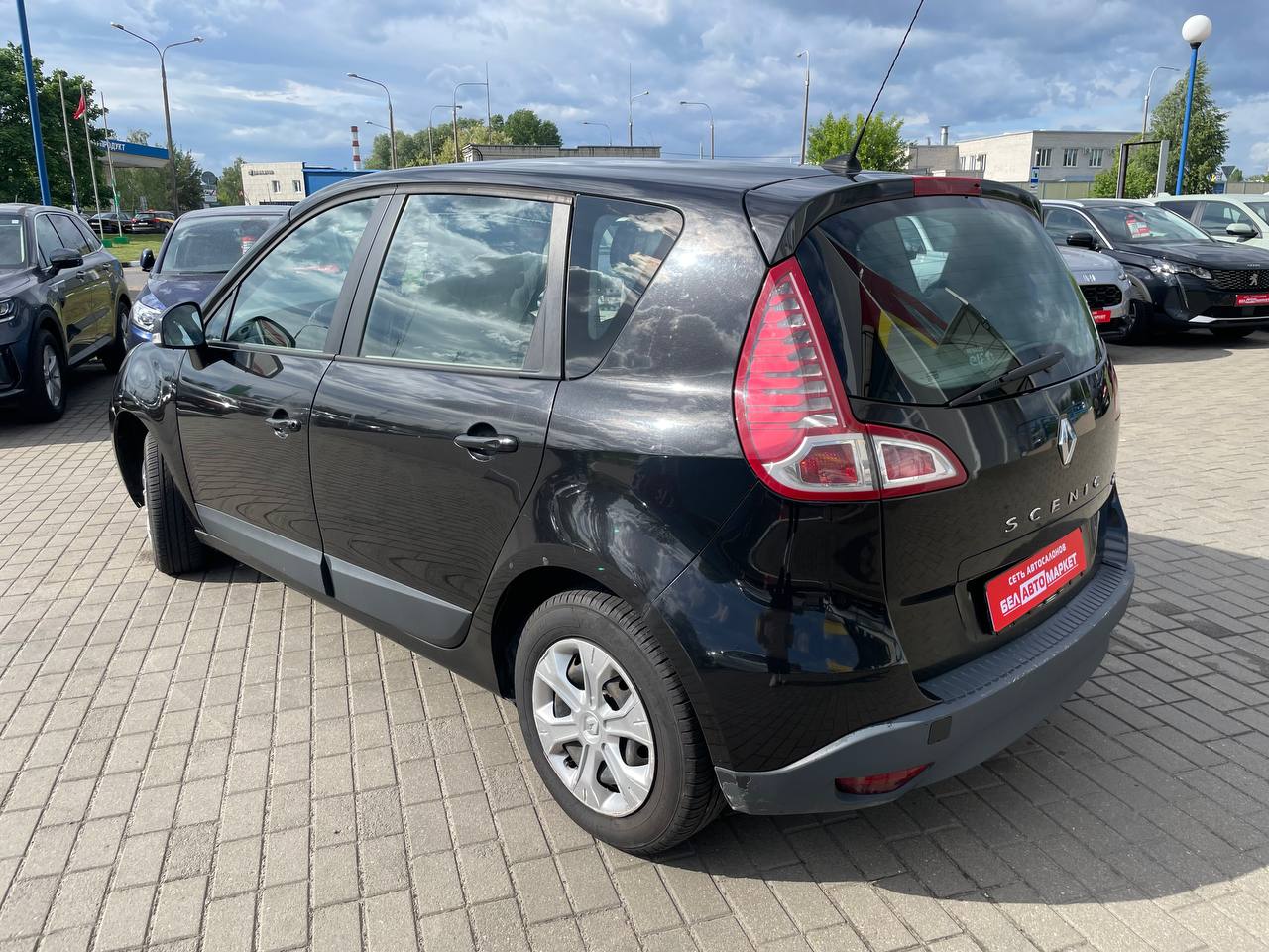 Фото автомобиля 7