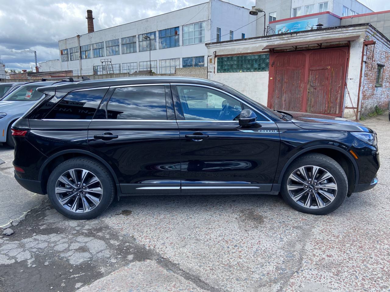 Фото автомобиля 3