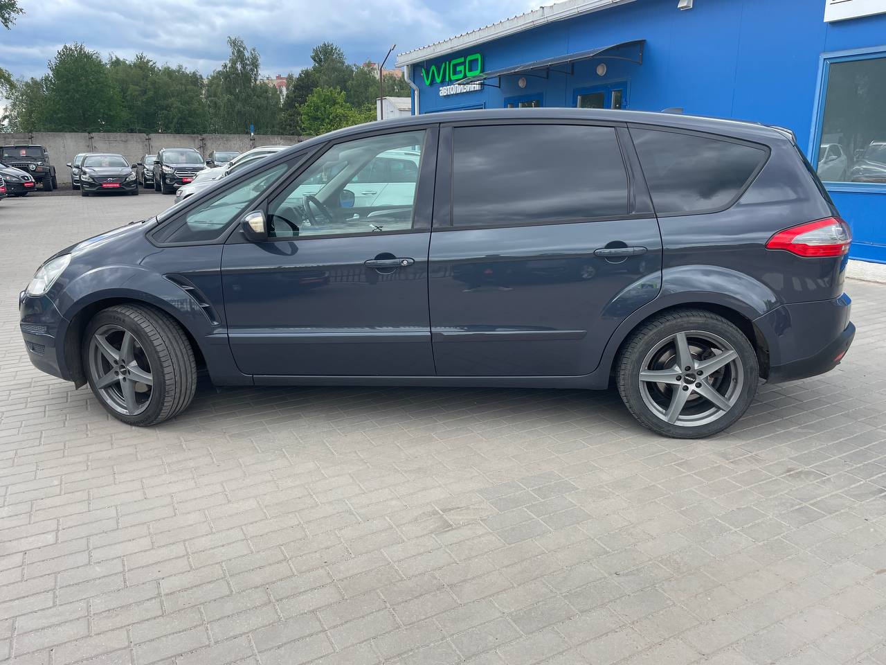 Фото автомобиля 8
