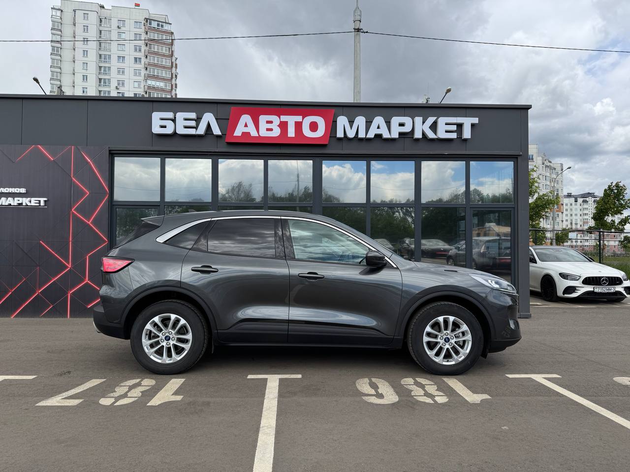 Фото автомобиля 3