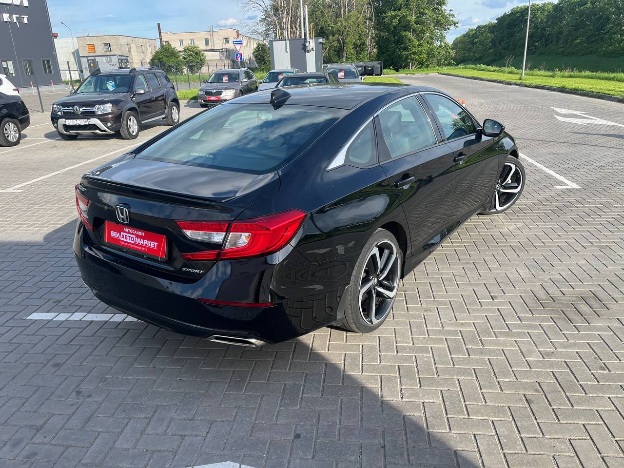 Фото автомобиля 2