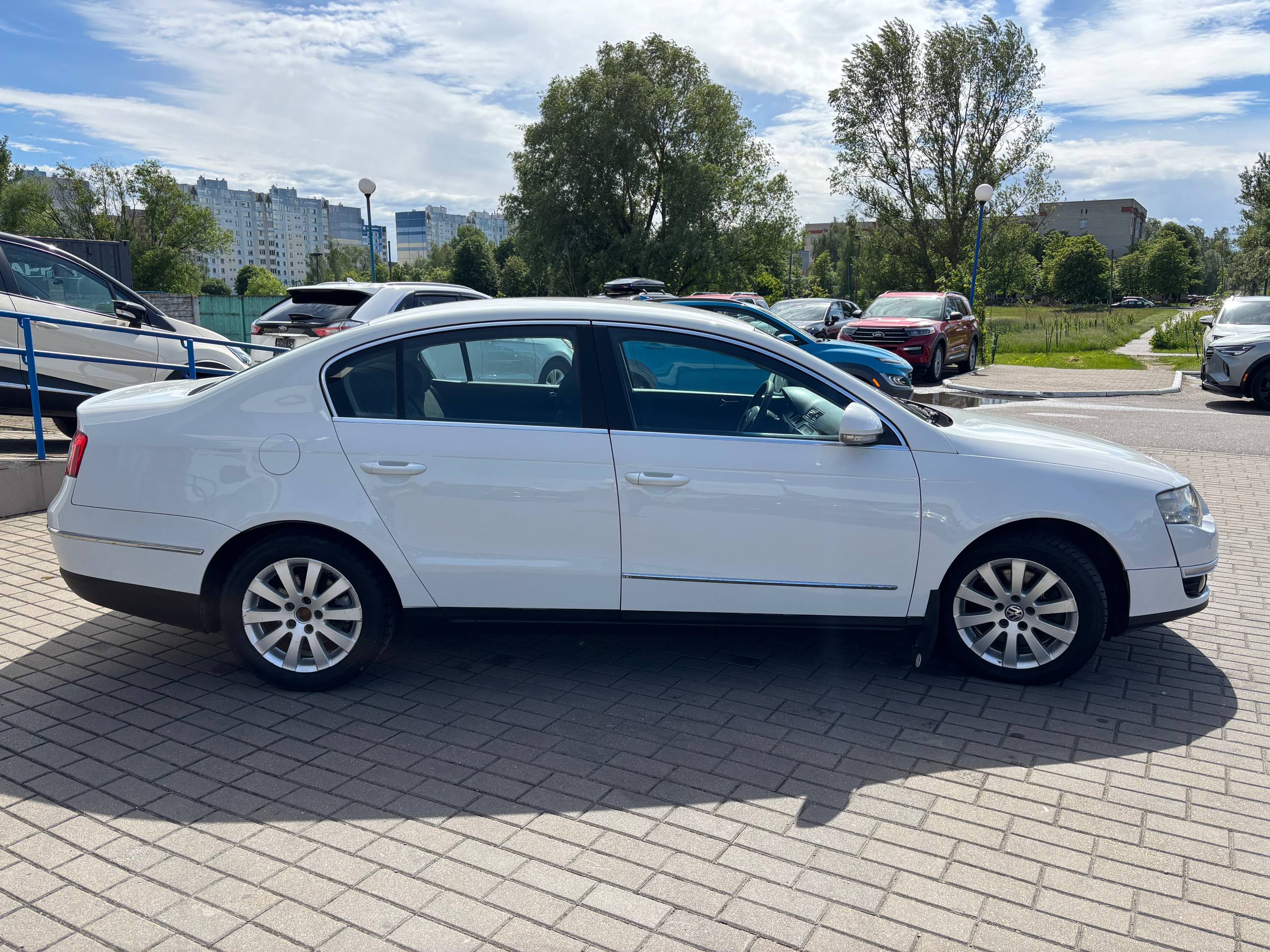 Фото автомобиля 2