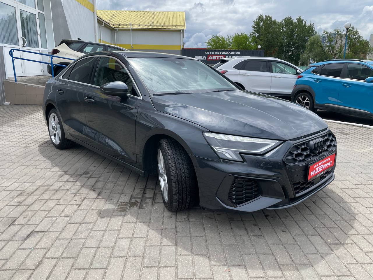 Фото автомобиля 3