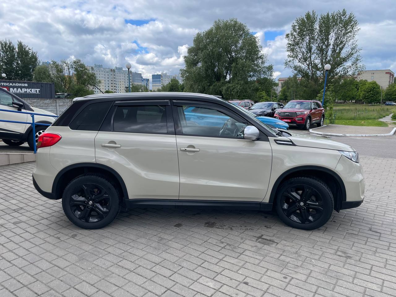 Фото автомобиля 2