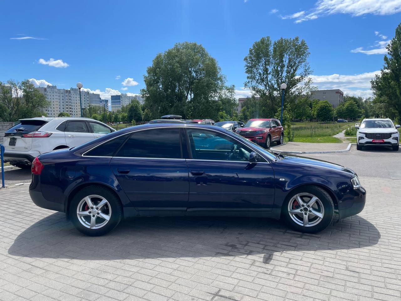 Фото автомобиля 3