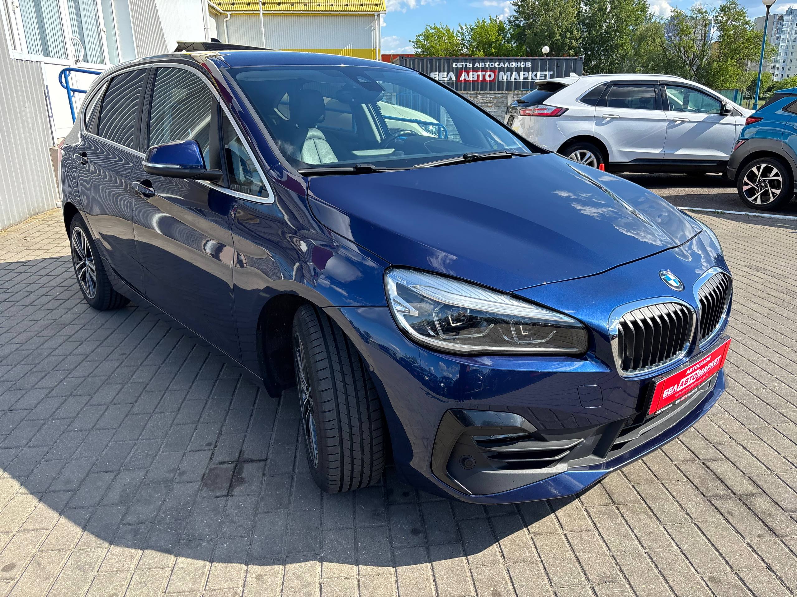Фото автомобиля 3