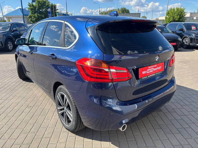 Фото автомобиля 6