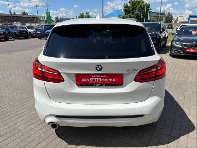 Фото автомобиля 7