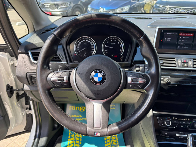 Фото автомобиля 10