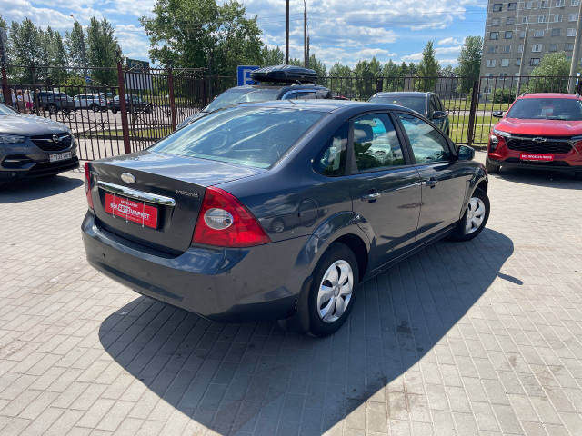 Фото автомобиля 12