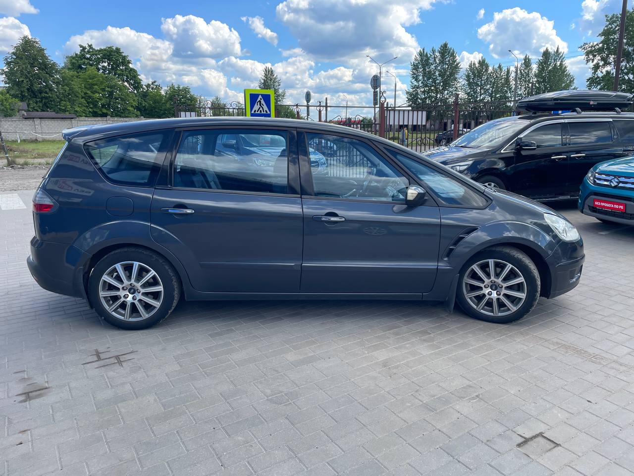 Фото автомобиля 12