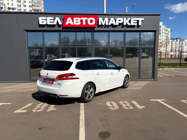 Фото автомобиля 7