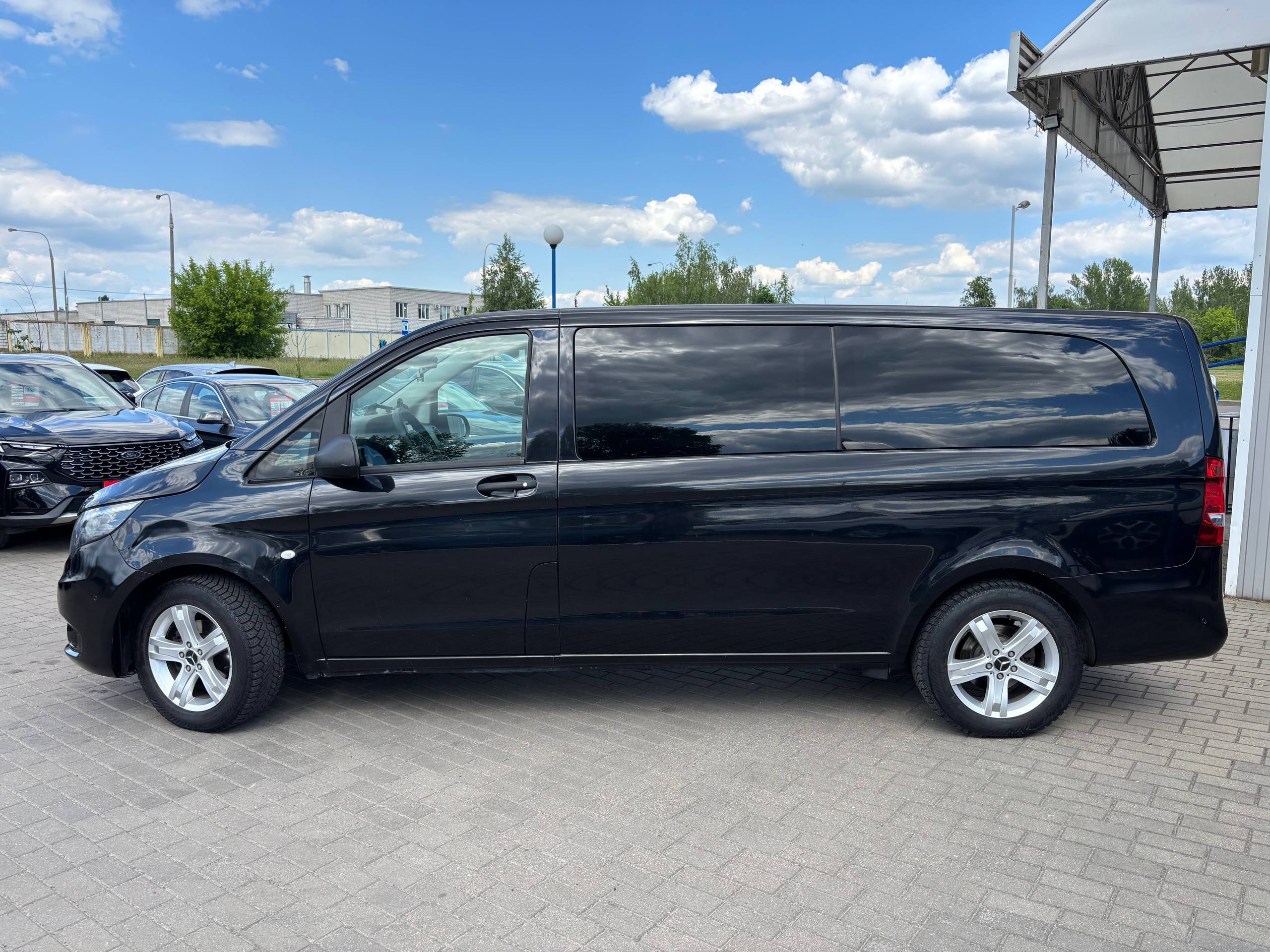 Фото автомобиля 8