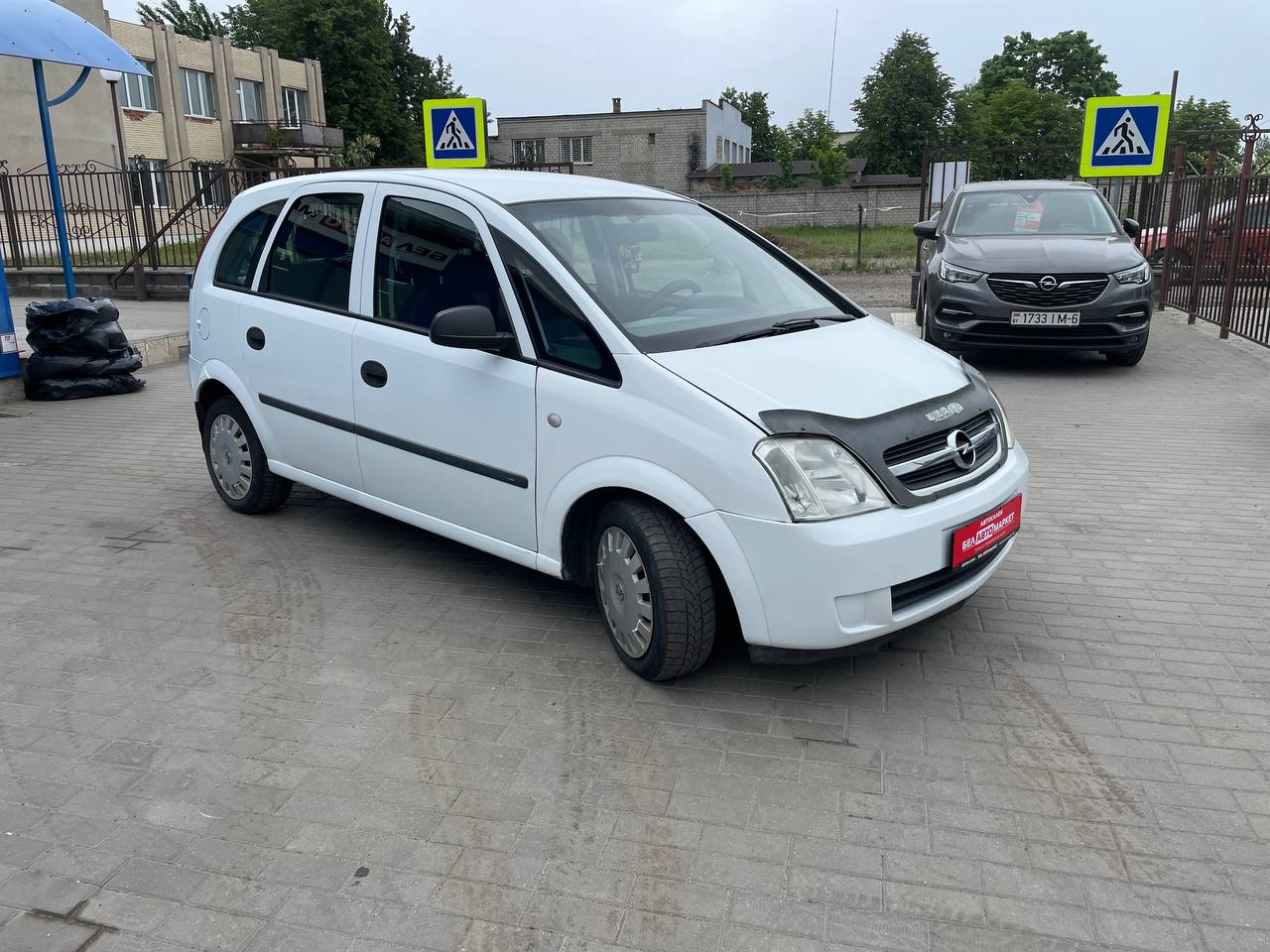 Фото автомобиля 12