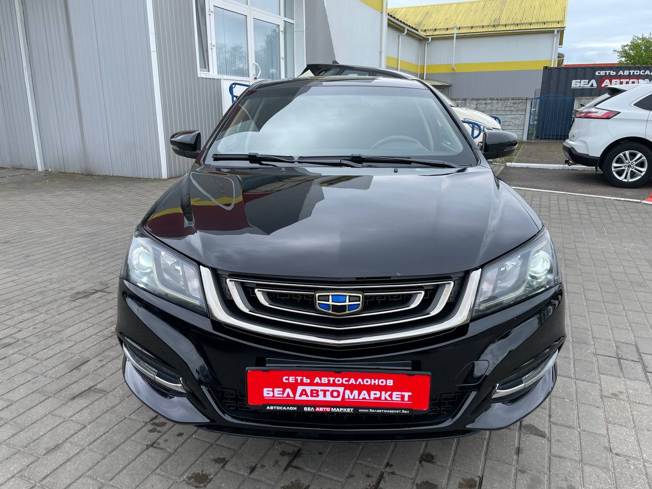 Фото автомобиля 3