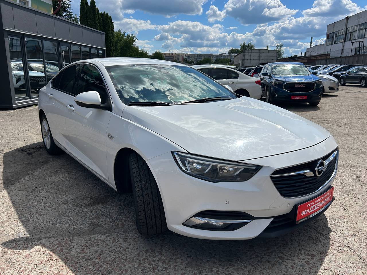 Фото автомобиля 2