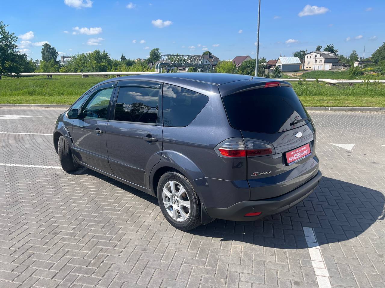 Фото автомобиля 6