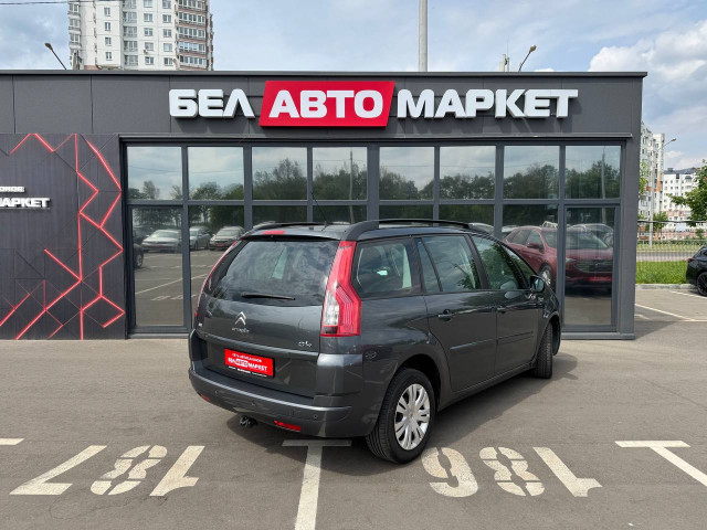 Фото автомобиля 5