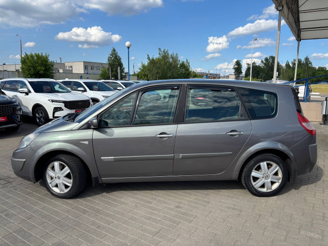 Фото автомобиля 7