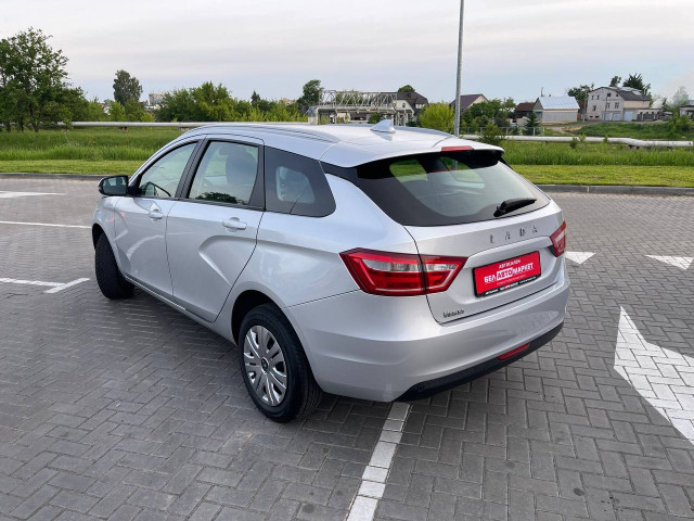 Фото автомобиля 6