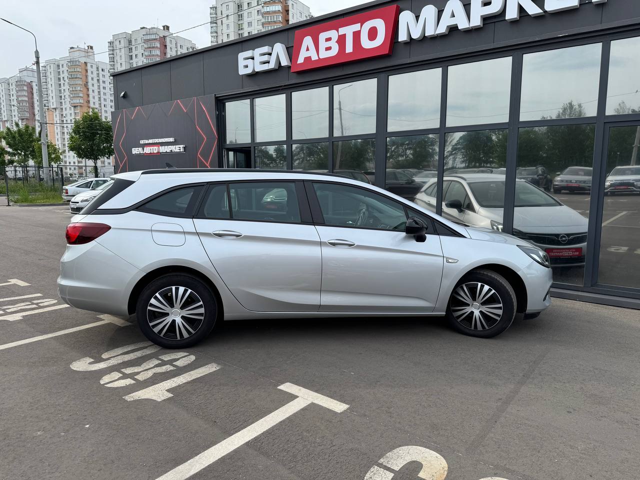 Фото автомобиля 3