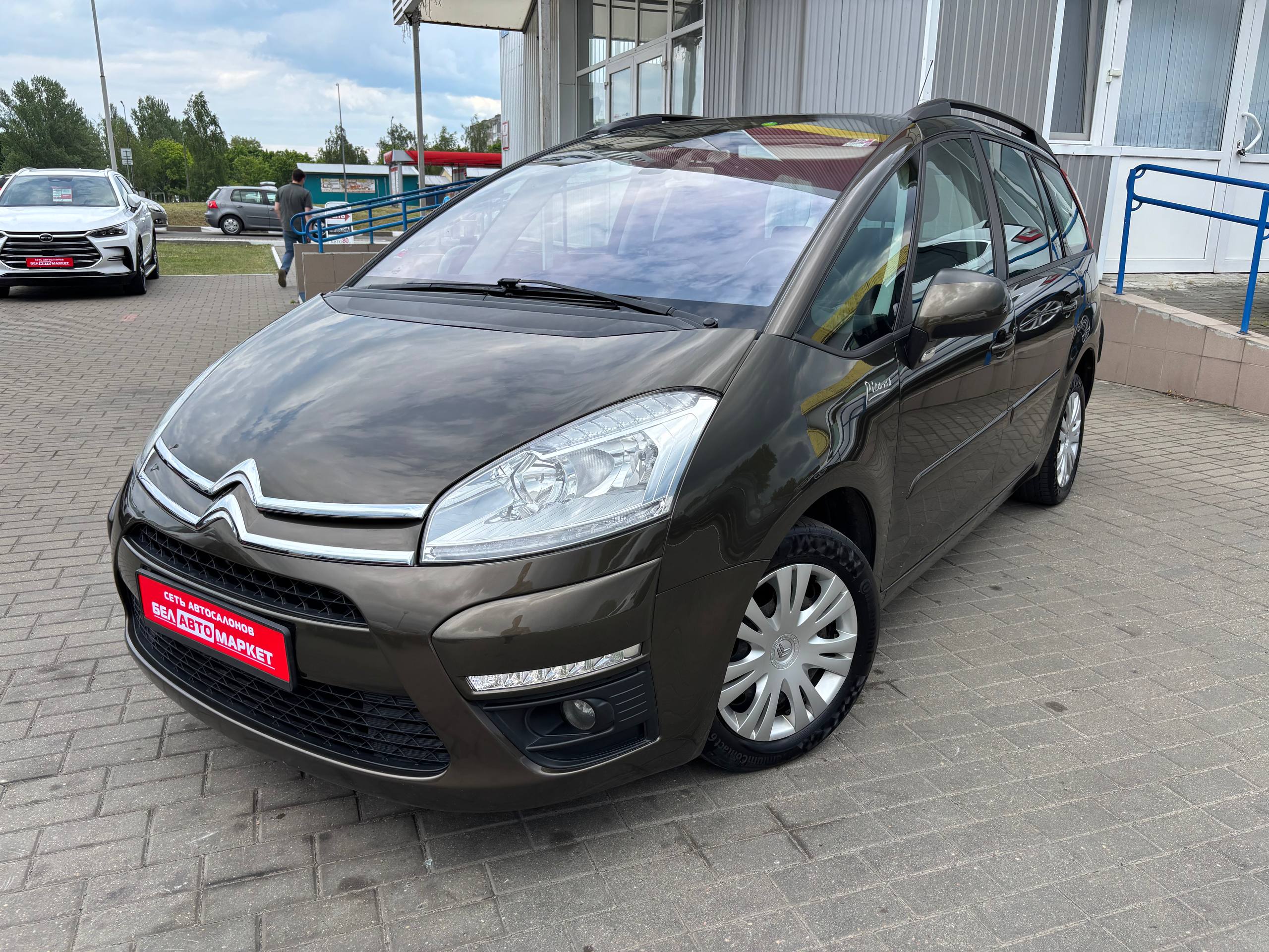 авто с пробегом citroen C4 Grand Picasso 2011