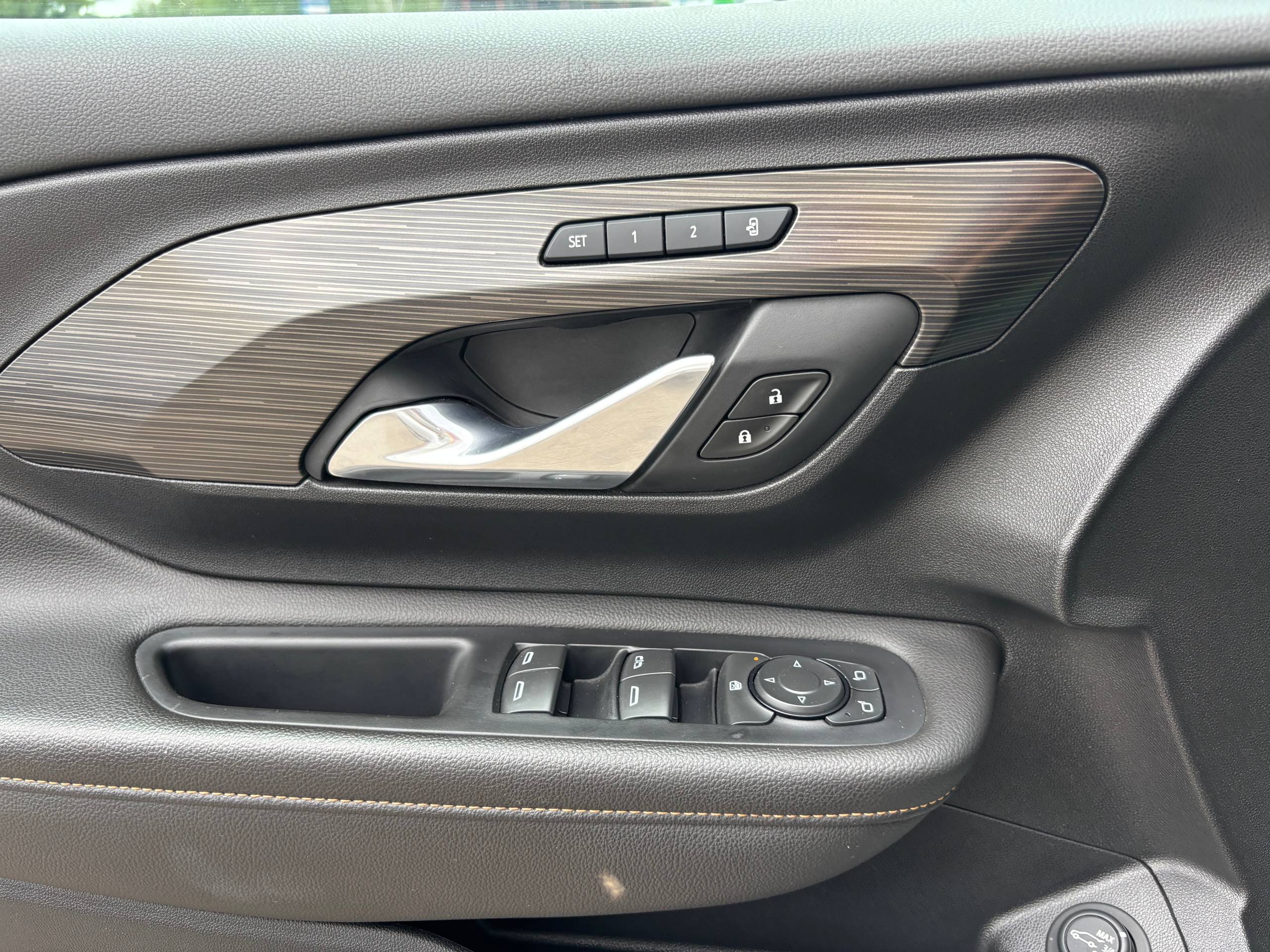 Фото автомобиля 18