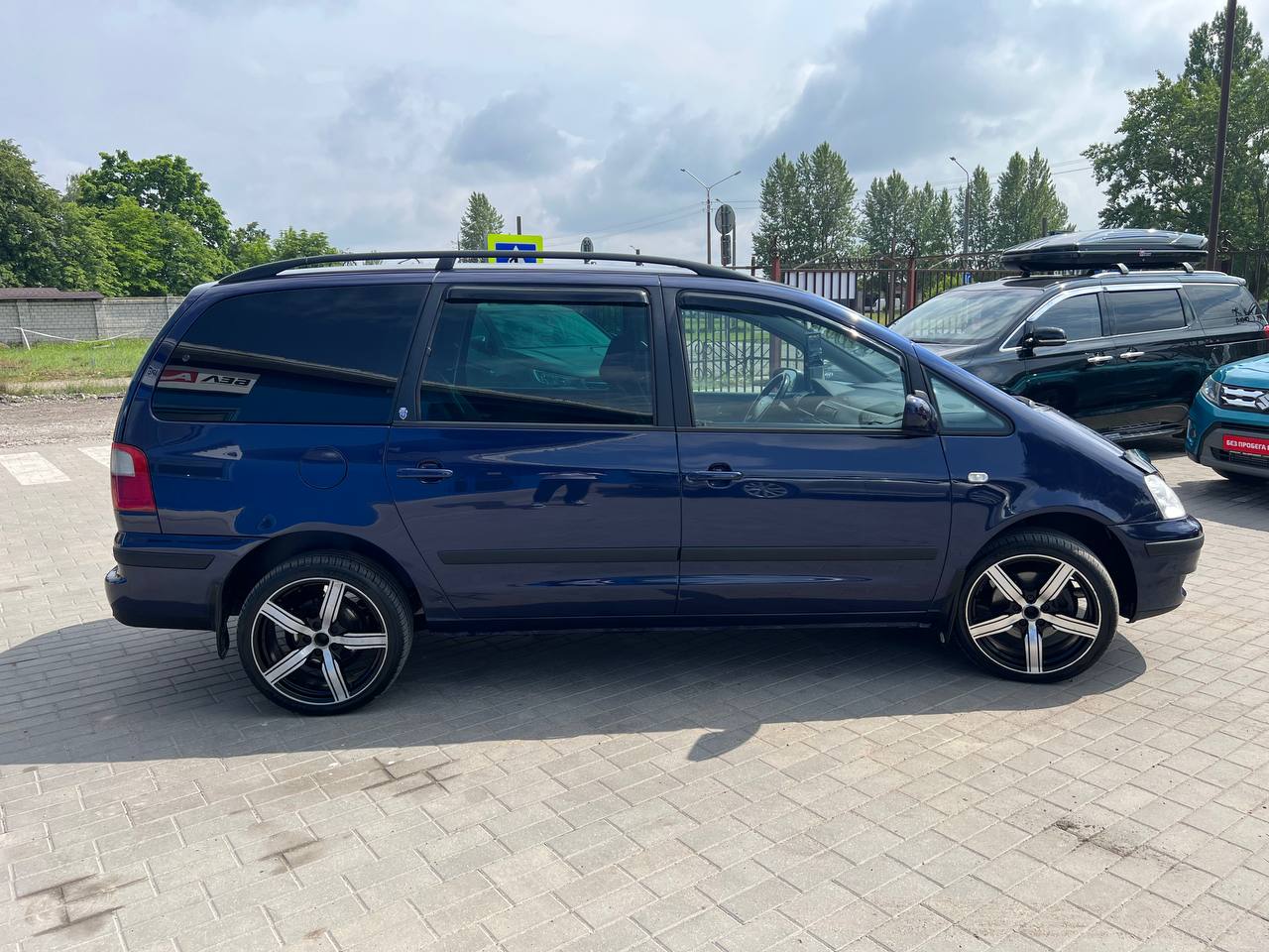 Фото автомобиля 3