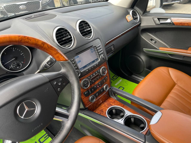 Фото автомобиля 12