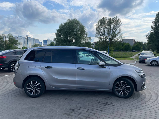 Фото автомобиля 5