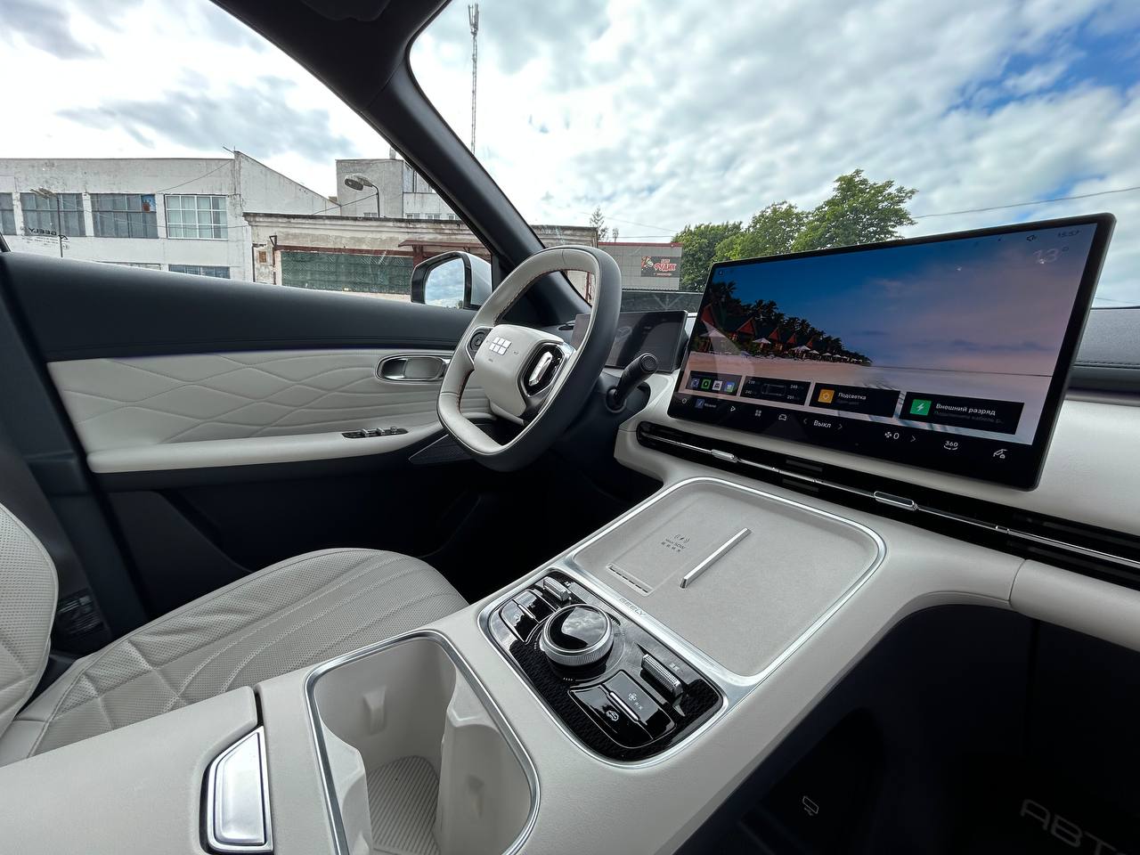 Фото автомобиля 11