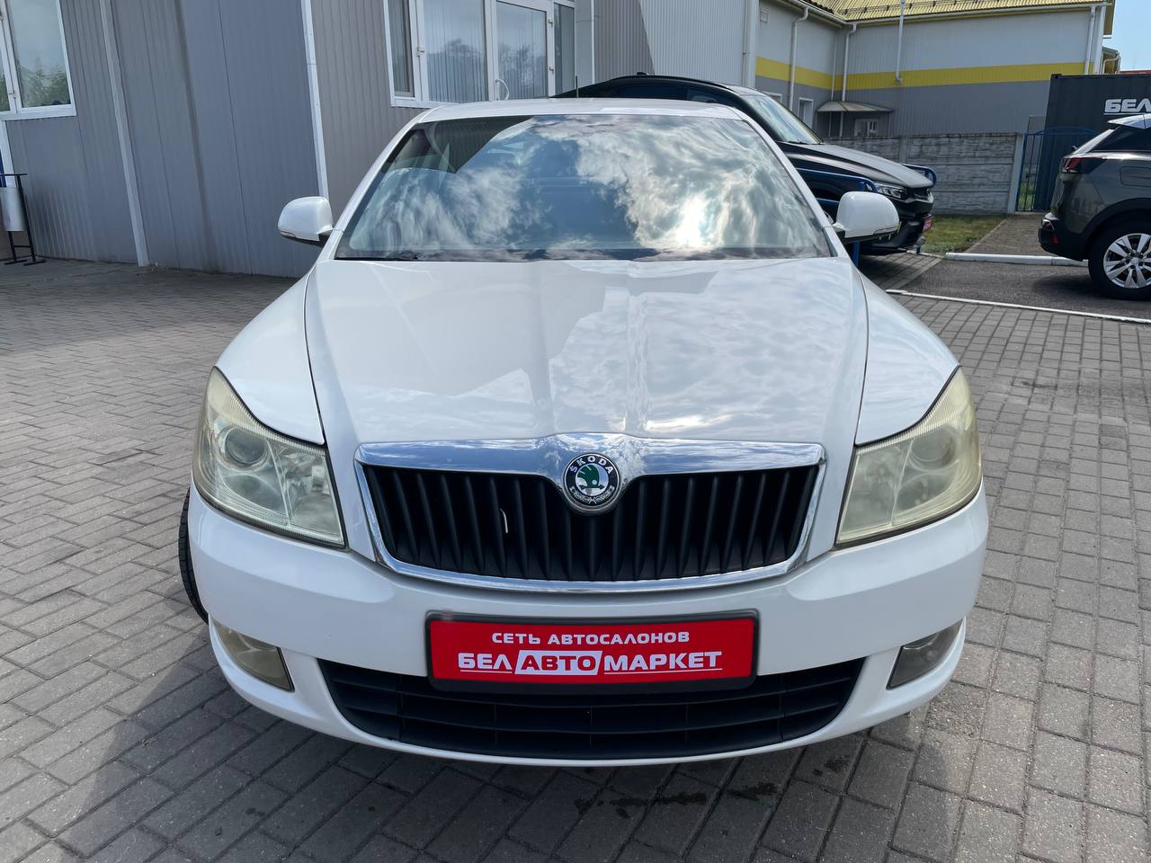 Фото автомобиля 3