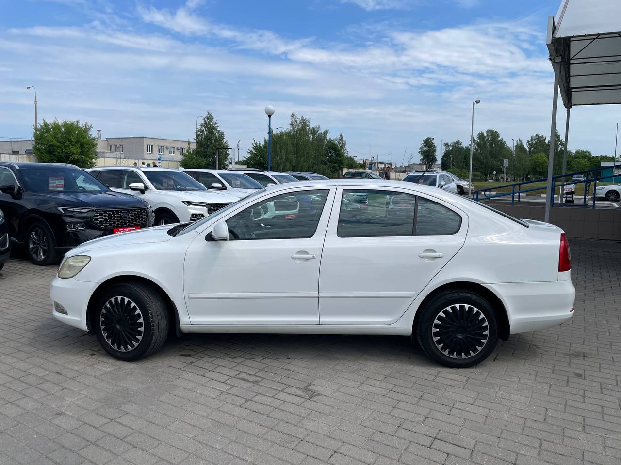 Фото автомобиля 7