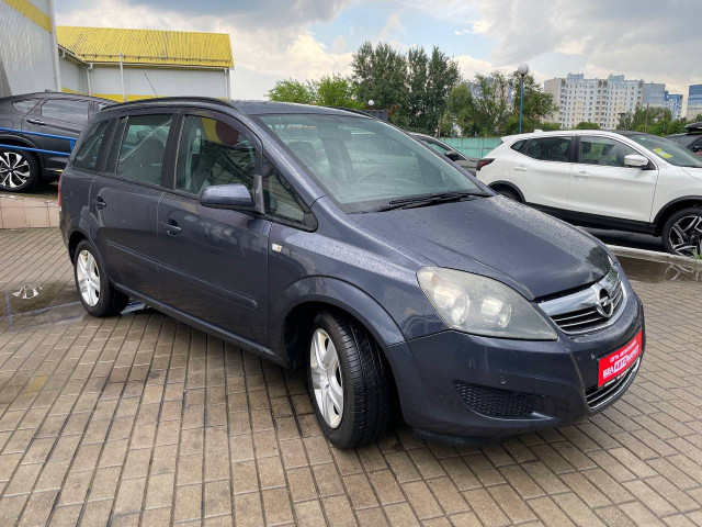 Фото автомобиля 3