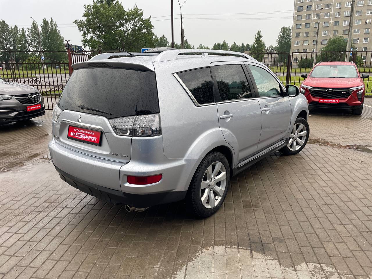 Фото автомобиля 12