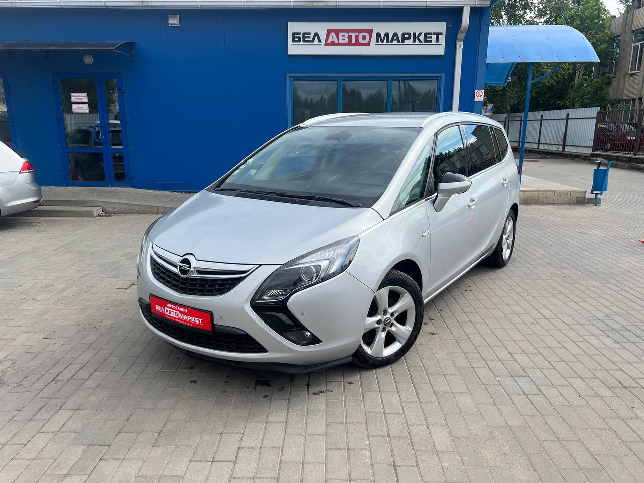 авто с пробегом opel zafira 2016