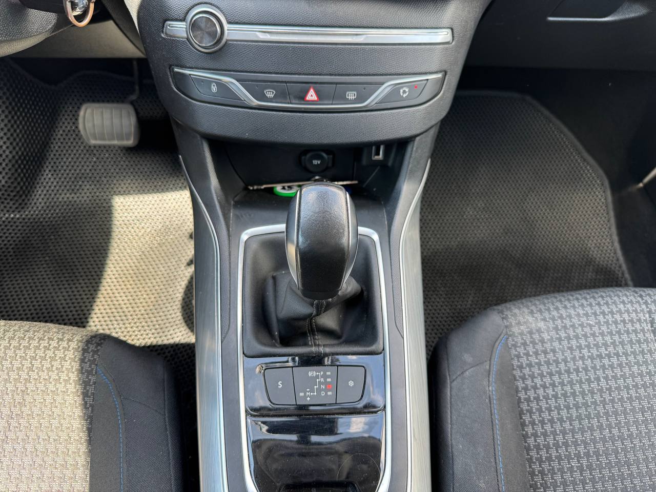 Фото автомобиля 14