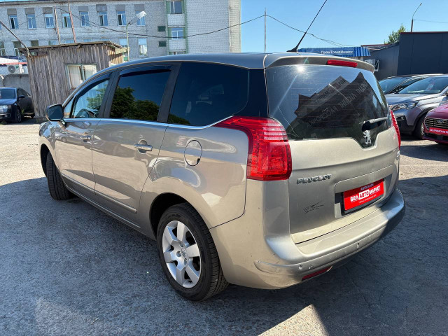 Фото автомобиля 6