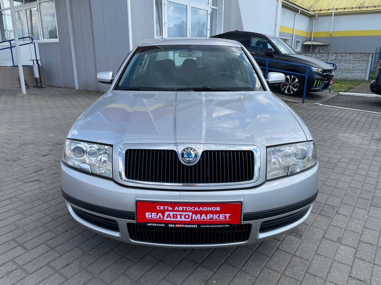 Фото автомобиля 3