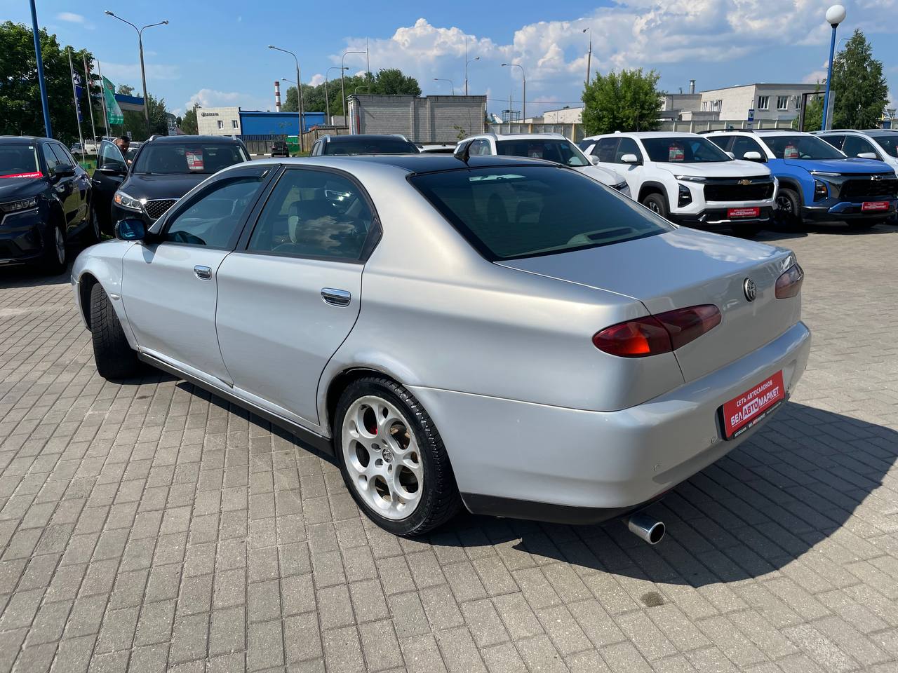 Фото автомобиля 7