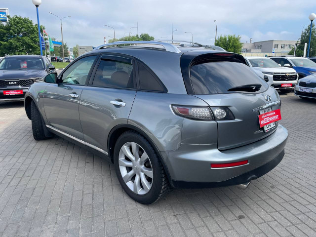 Фото автомобиля 7