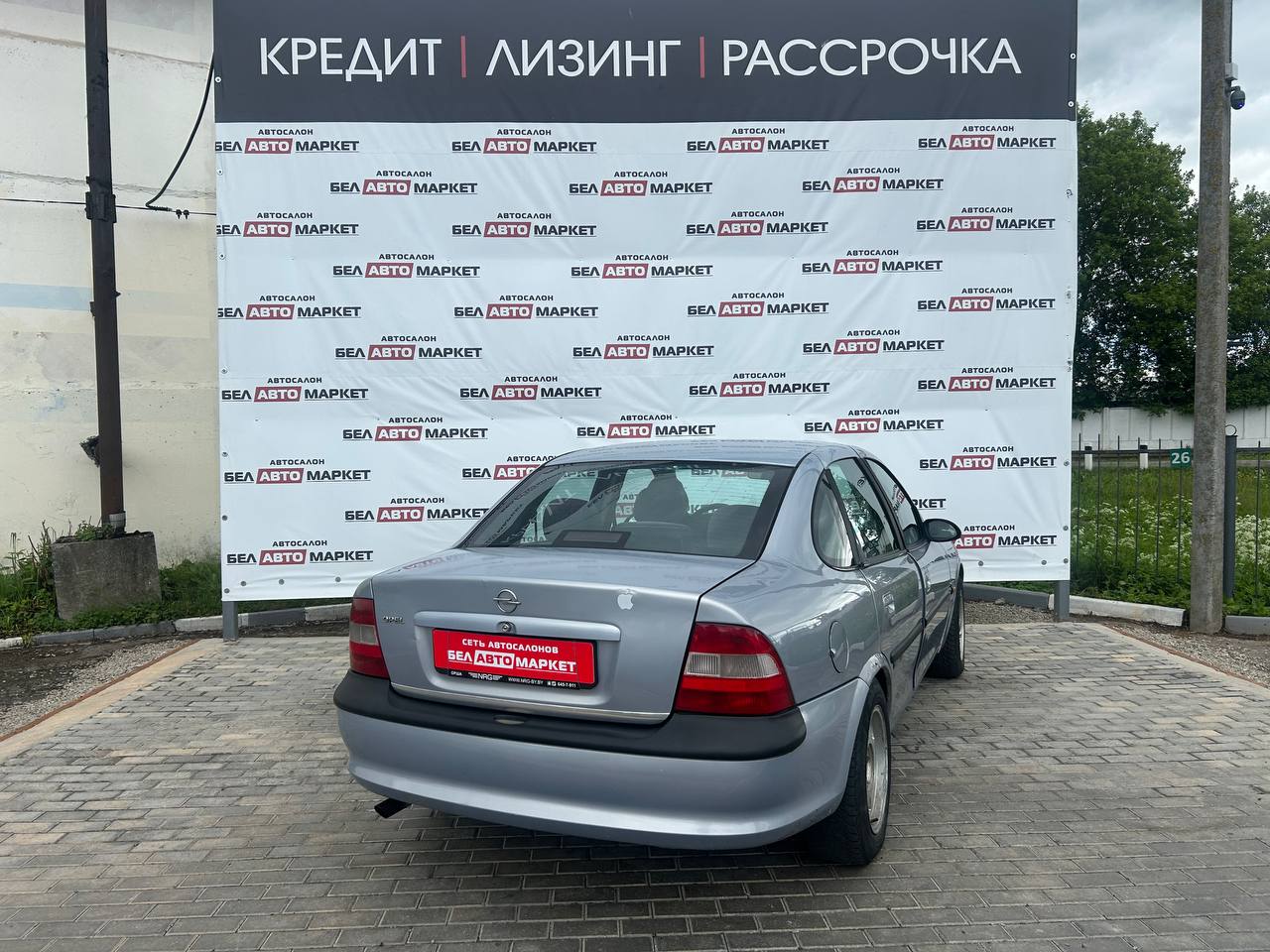 Фото автомобиля 3